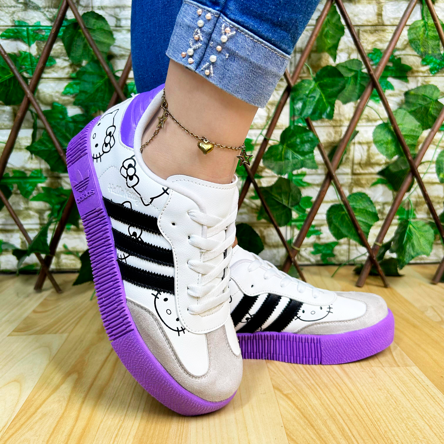 KITTY HUMO N/B MORADO_