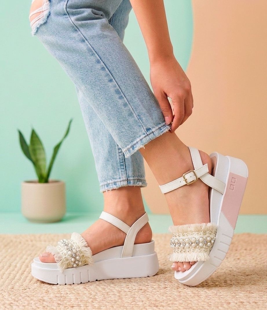 ZOE SANDALIA BLANCO PERLA*