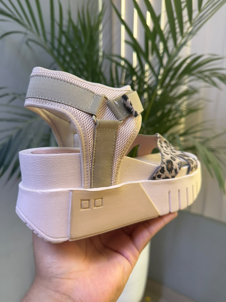 CRU BEIGE PRINT 2.0*A*