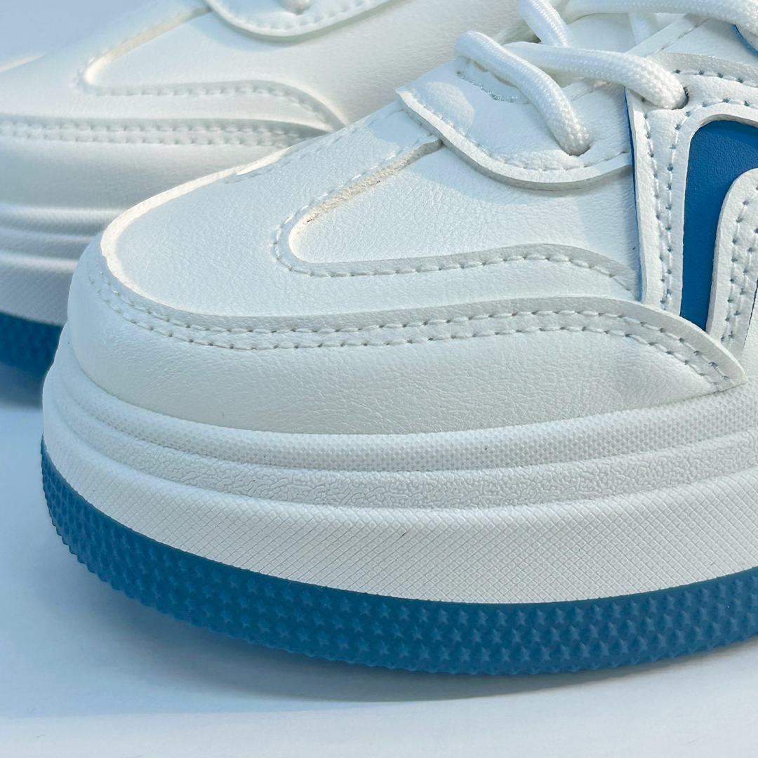 W042 WHITE BLUE-