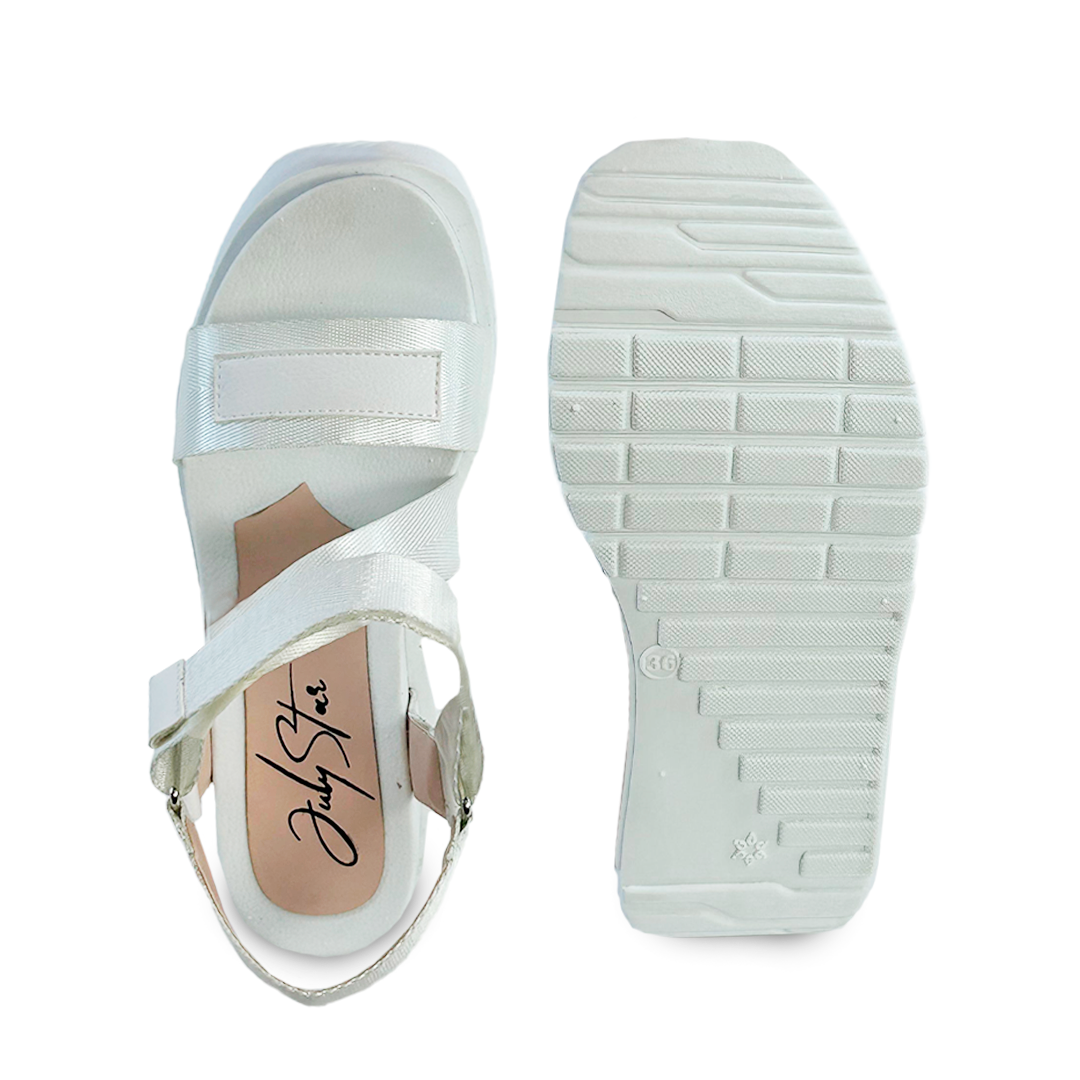 MIA BLANCO*