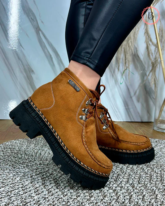 GAROTA BOTIN CAMELL SUEDE 2.0 *A*