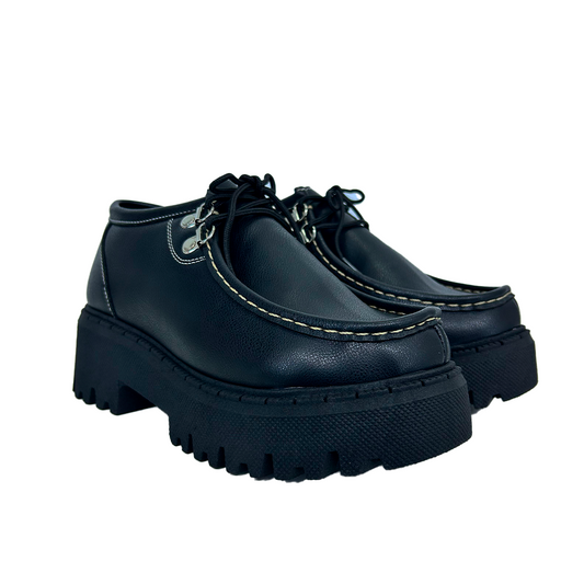 GAROTA NEGRO CUERO!