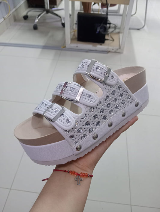 DOMENICA BLANCO BRILLO*