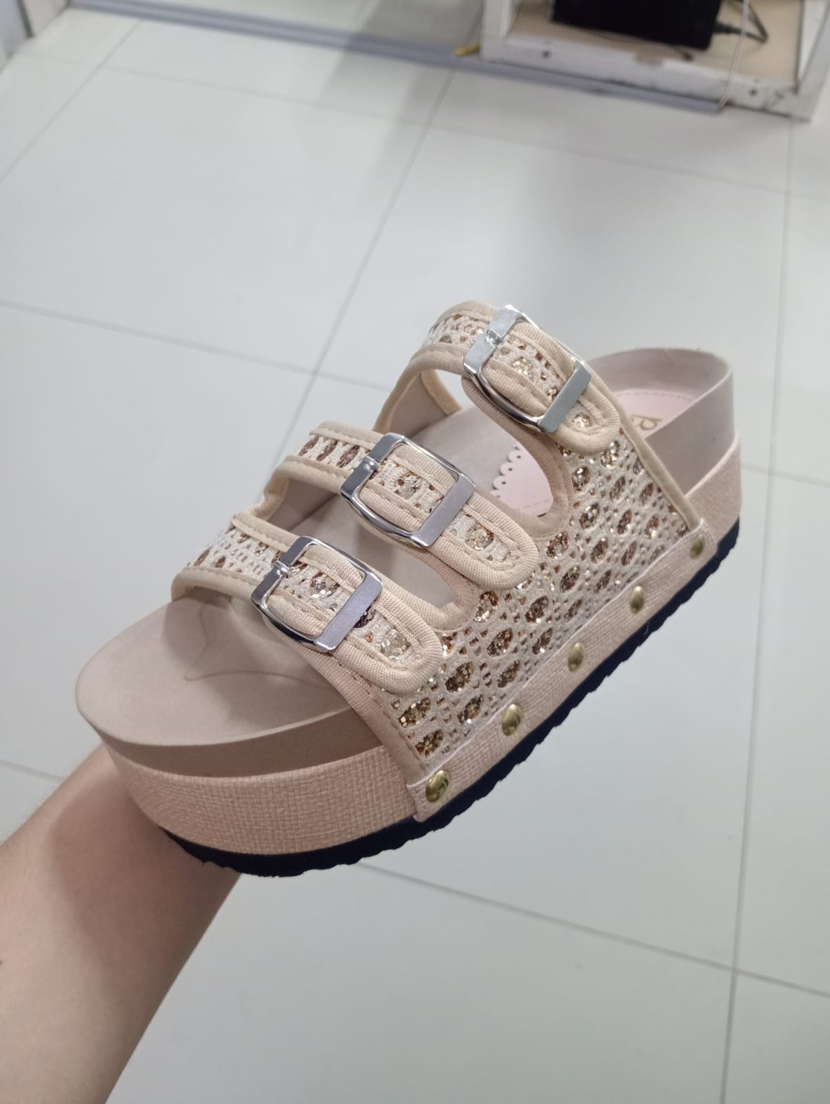 DOMENICA DORADO BRILLO*