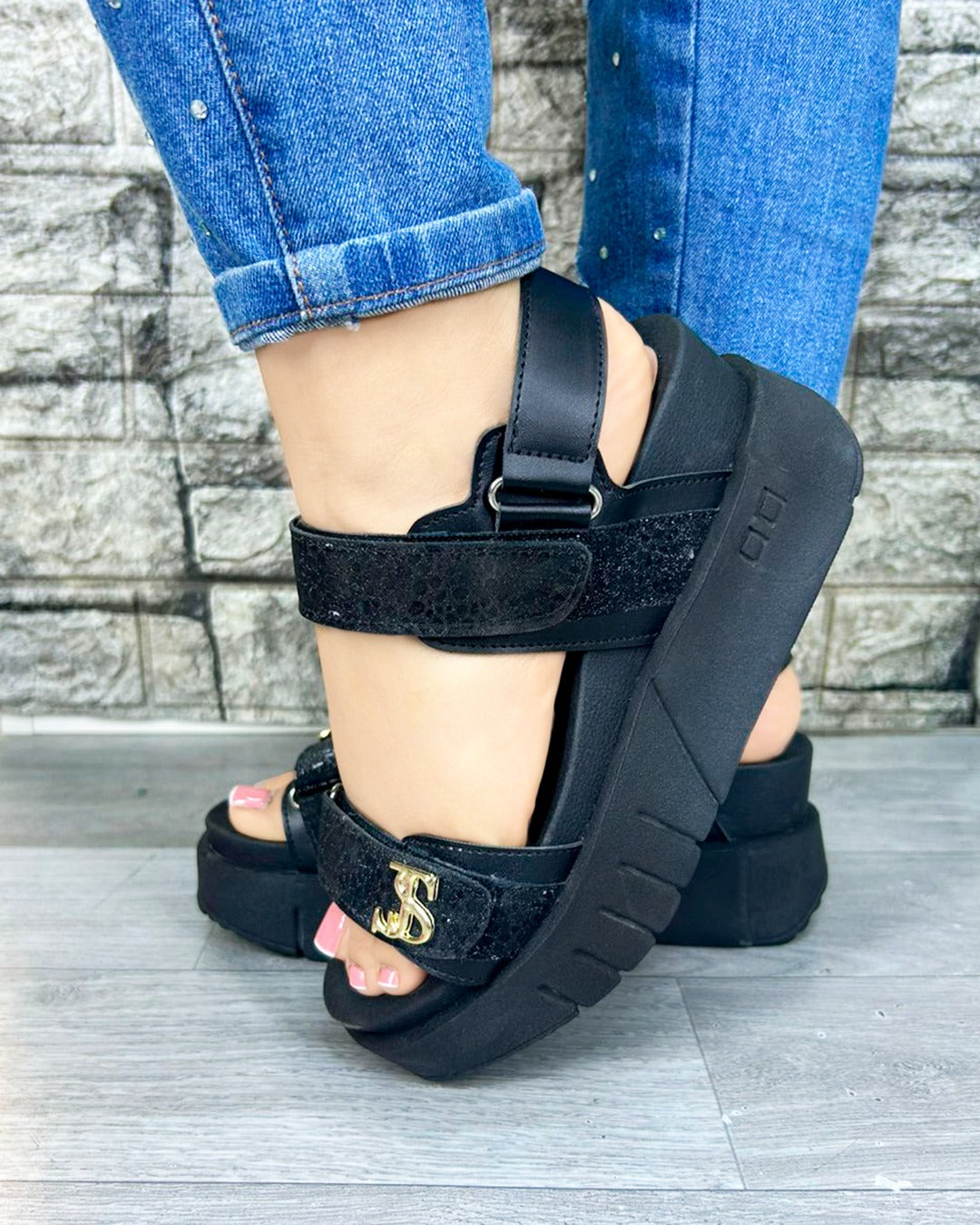 AYRA NEGRO BRILLO*