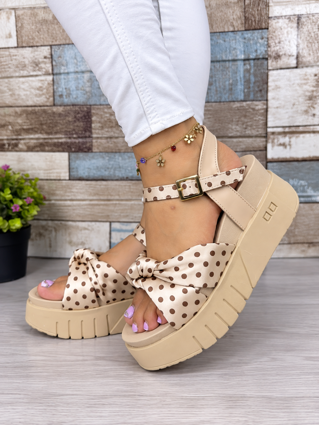 PARIS SANDALIA BEIGE POLKA*