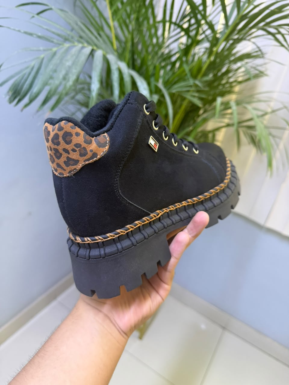 EMMA BOTIN NEGRO*A*