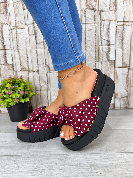 CAMI SANDALIA GUINDA POLKA*