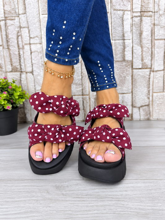 CLOE SANDALIA VINO POLKA*
